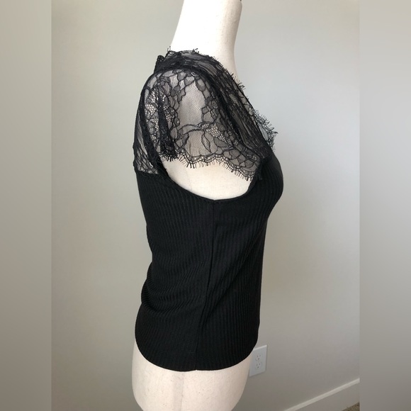 Mango lace contrast top - Picture 2 of 4